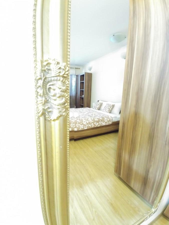Sun Apartments City Centre Odesa Exterior foto